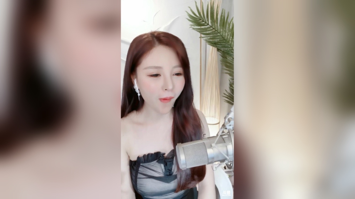 科头溜子发布了一个斗鱼视频2020-08-25