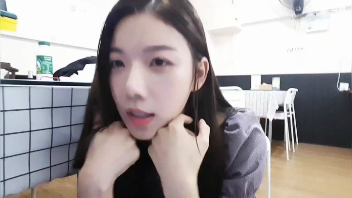 小姨子：七夕快乐 2020-08-25 17点场