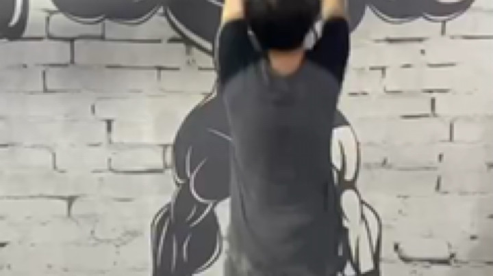 恶霸提莫发布了一个斗鱼视频2020-08-25