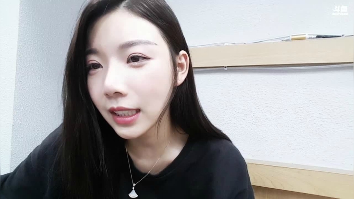 小姨子：七夕快乐 2020-08-26 17点场