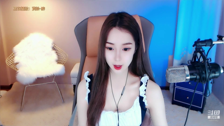 新主播~多多关照~ 6495582 2020-08-26 21点场