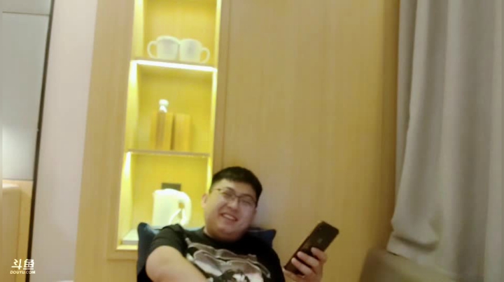 节目结束了。241123 2020-08-26 00点场