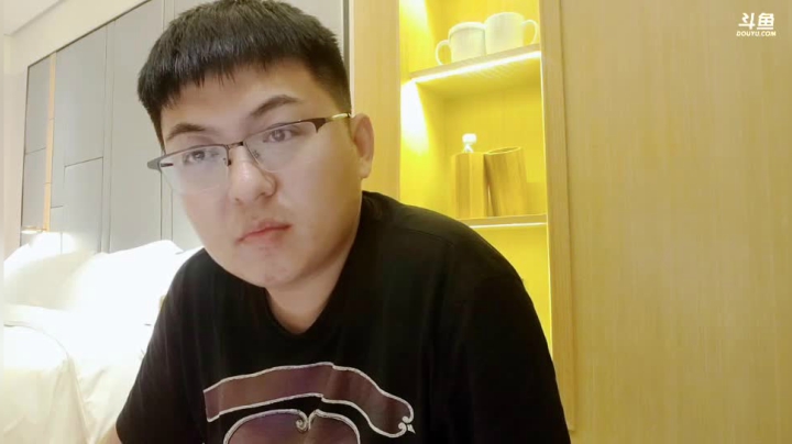 节目结束了。241123 2020-08-25 22点场