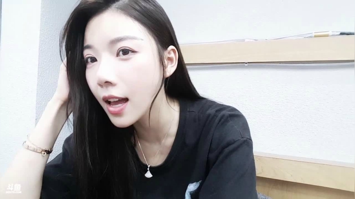 小姨子：七夕快乐 2020-08-26 15点场