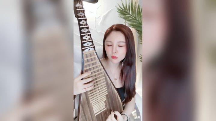 科头溜子发布了一个斗鱼视频2020-08-27
