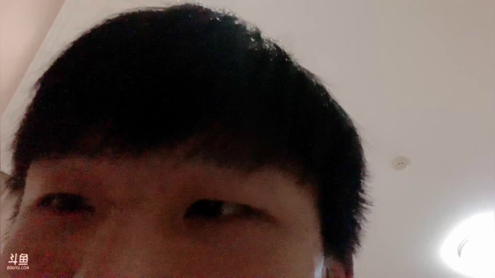 兄弟们来晚了 今天继续排位~ 2020-08-27 22点场