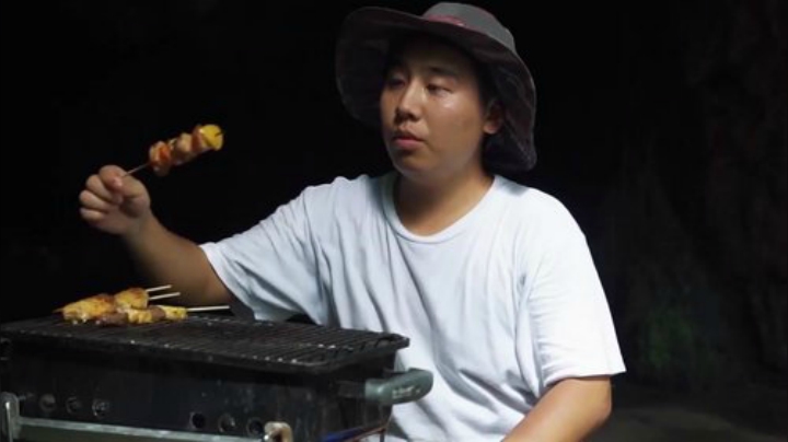 哆啦爱梦梦发布了一个斗鱼视频2020-08-27