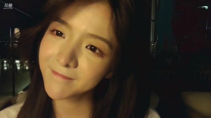 柳望雪发布了一个斗鱼视频2020-08-27