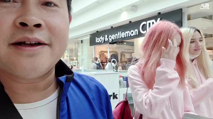 商场寻找极品美女。 2020-08-28 15点场