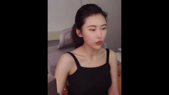 我在斗鱼看十三三三直播矿坑之下