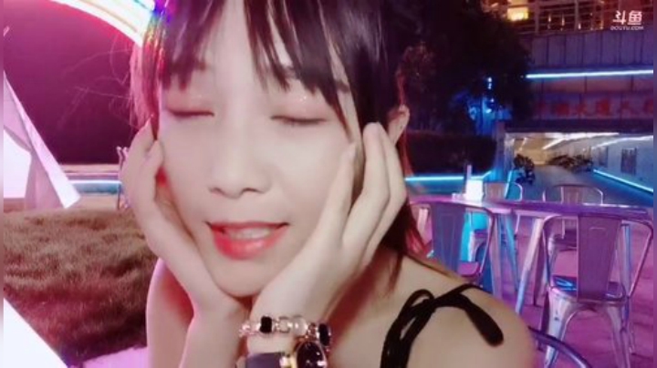 藤一的小幸运发布了一个斗鱼视频2020-08-28