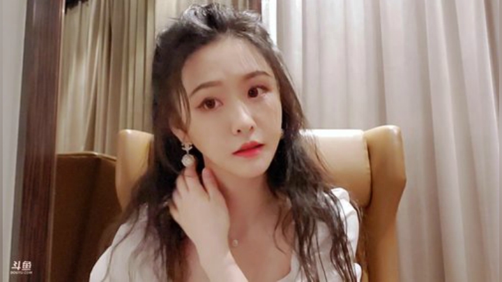 心心恋凡发布了一个斗鱼视频2020-08-28