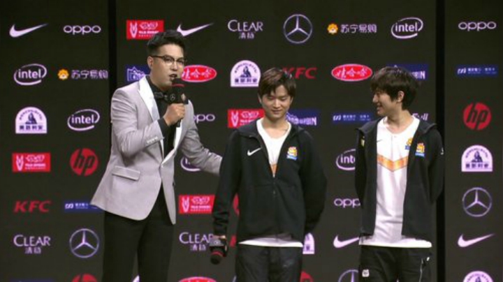 丷女帝发布了一个斗鱼视频2020-08-28