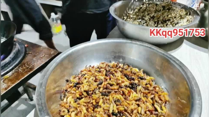 自家鱼塘钓鱼 468241 2020-08-29 21点场