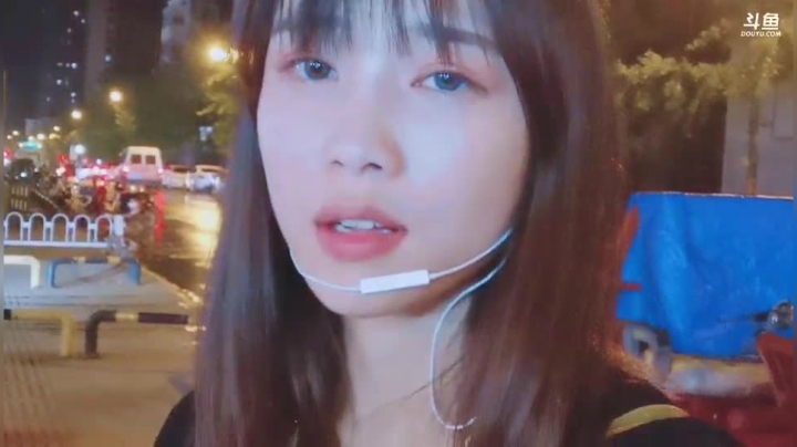 姑姑:文创玩城 汉GAI市集 2020-08-30 00点场