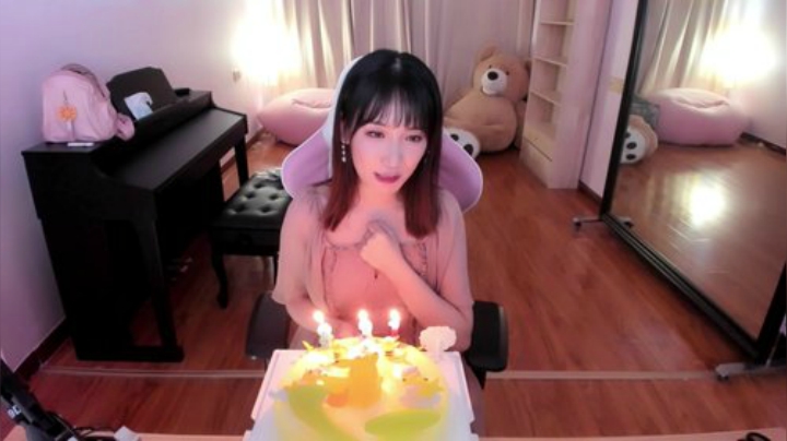 原畏发布了一个斗鱼视频2020-08-31