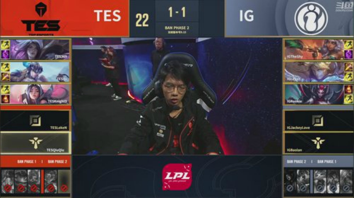 丷女帝发布了一个斗鱼视频2020-09-01