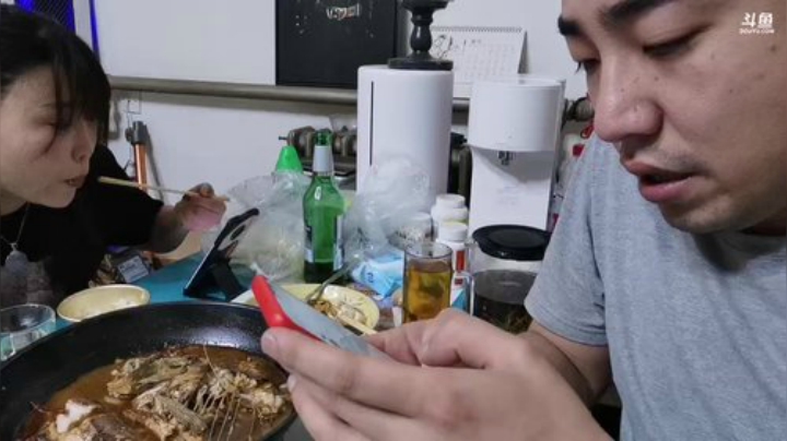 我在斗鱼看无尽无尽的无尽直播美食