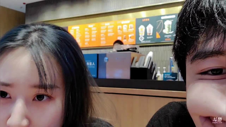 法拉利m4兄弟二人行 2020-09-02 18点场