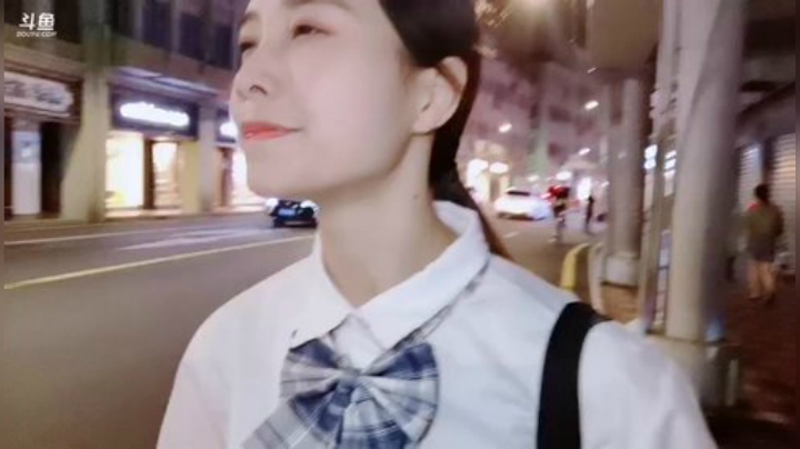 一条猪兒虫OvO发布了一个斗鱼视频2020-09-04