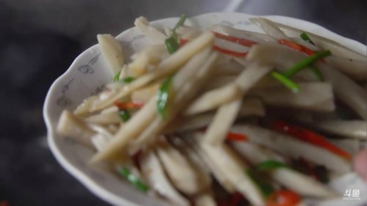 哆啦爱梦梦发布了一个斗鱼视频2020-09-04