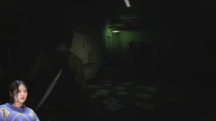 RE3 02