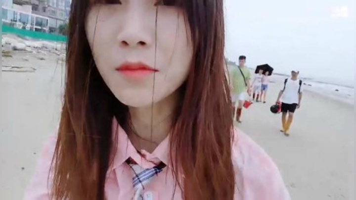 一条猪兒虫OvO发布了一个斗鱼视频2020-09-05
