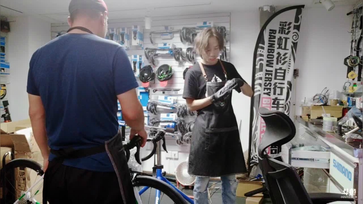 彩虹衫 威廉gtr team装车 2020-09-09 15点场