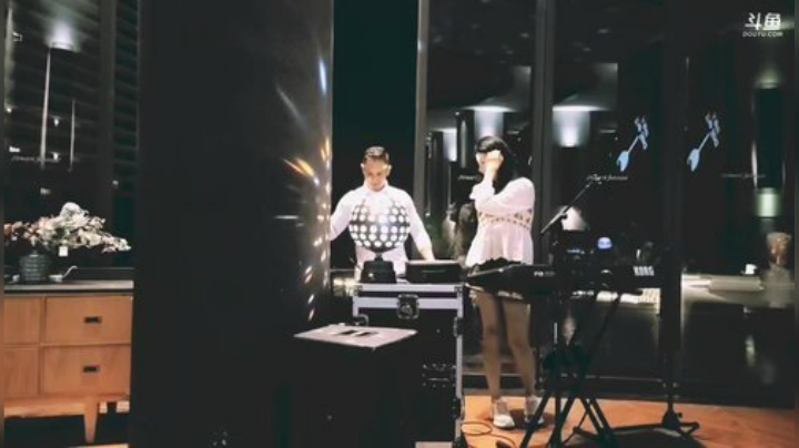 【户外】国民大舅哥的精彩时刻 20200910 22点场