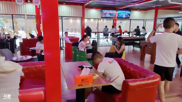 去见美女 面试员工 2020-09-11 16点场