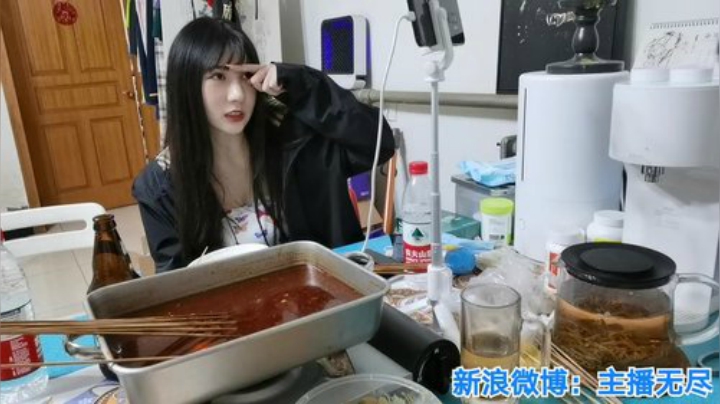 我在斗鱼看无尽无尽的无尽直播美食