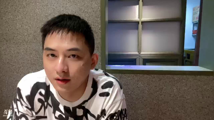 草莓：长沙出差 播会户外 2020-09-12 18点场