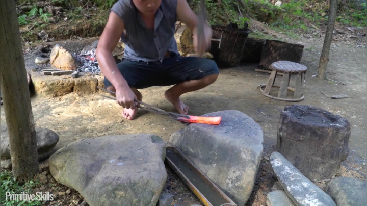 真人我的世界-空手发展-单人炼铁-E93 锻造锄头种植玉米