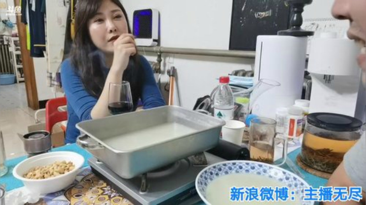 我在斗鱼看无尽无尽的无尽直播美食