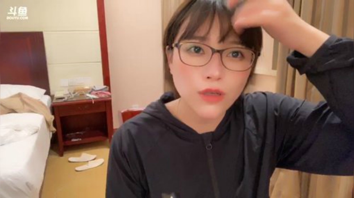 我在斗鱼看观音桥毕加索直播户外