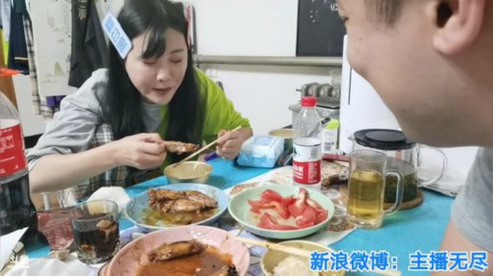 我在斗鱼看无尽无尽的无尽直播美食