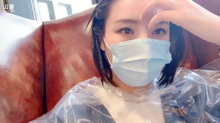 我在斗鱼看女流66直播主机其他游戏