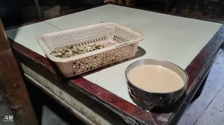 庆祝12580升主播等级100级 2020-09-21 08点场