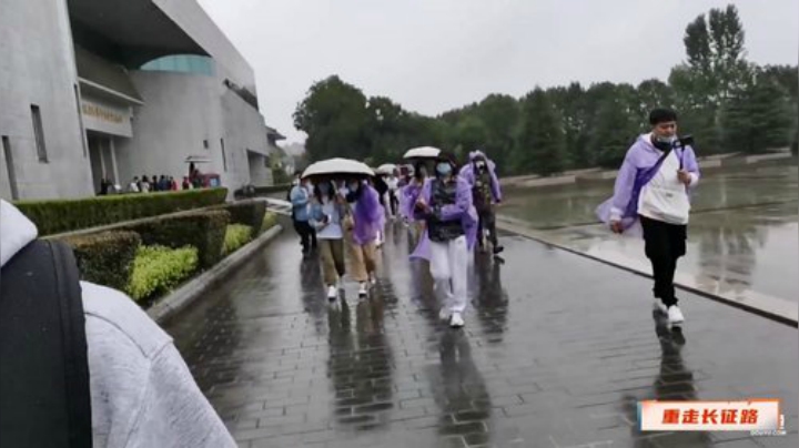 我在斗鱼看川味箩卜直播户外