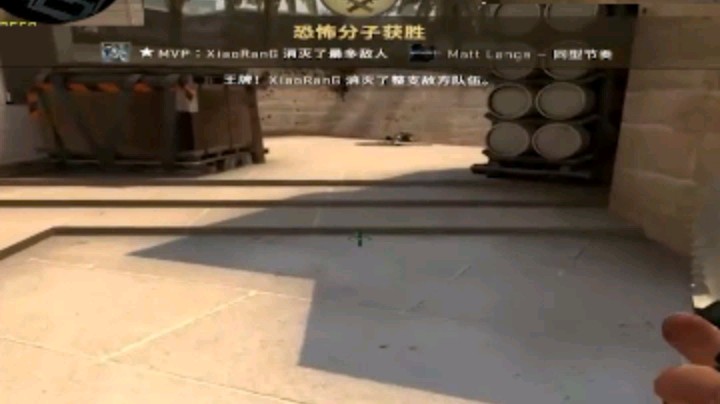 [鲨鱼投币]