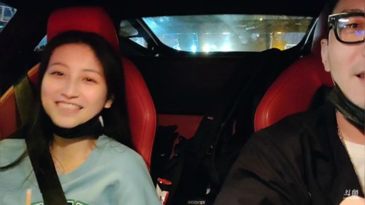 我在斗鱼看JSA丶北京小王哥直播户外