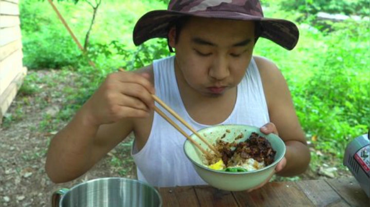 【美食】YESHI小哥的精彩时刻 20200927 08点场