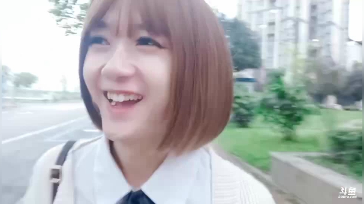 户外，美女，校园，直播 2020-09-27 18点场