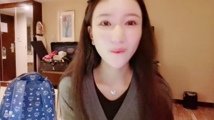 【户外】刘小七7的精彩时刻 20200929 22点场