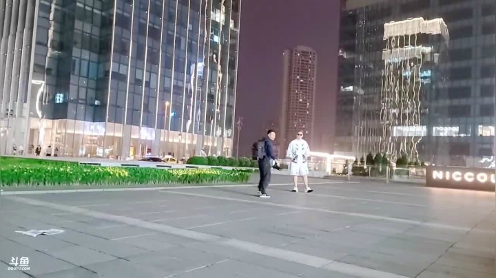 拍摄视频的一天 2020-09-29 19点场