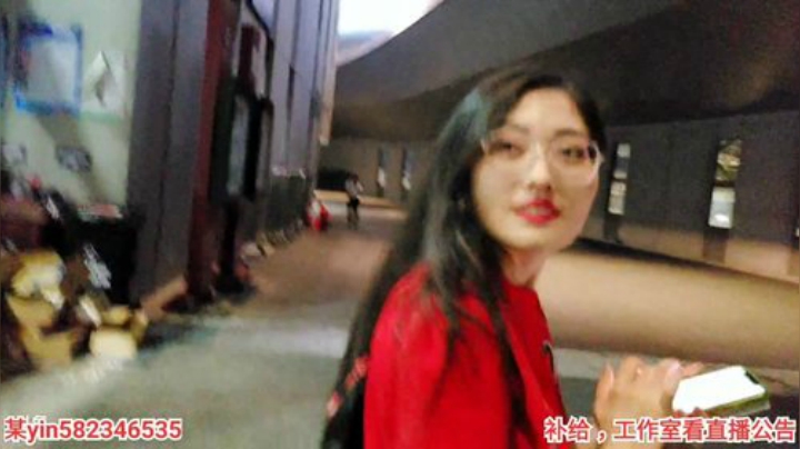 我在斗鱼看黑人毅直播户外
