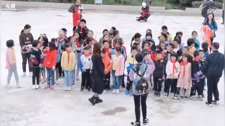给孩子们准备午餐 2020-09-23 12点场