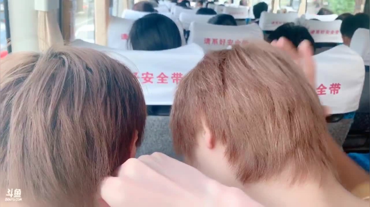 今天回去参加婚礼！ 2020-10-01 15点场