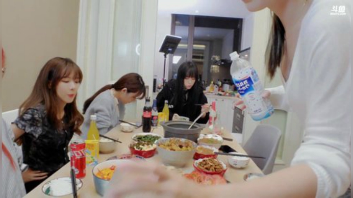 【英雄联盟】不2不叫周淑怡的精彩时刻 20201002 21点场