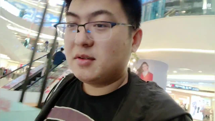 抵达重庆，稍等开播 2020-10-02 20点场